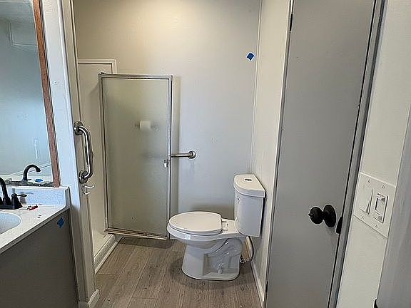 Separate shower