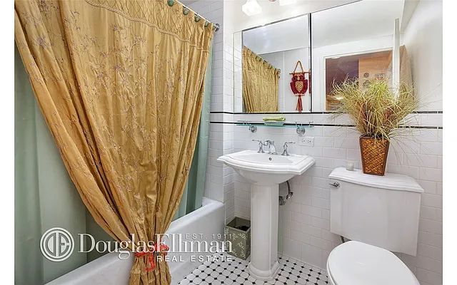 Sold by Douglas Elliman | media 5