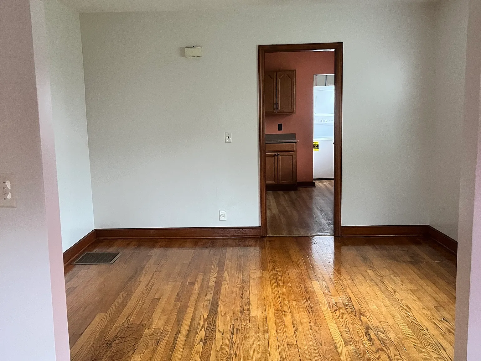 2 bed, 1.0 bath, 1246 sqft, $2,200 — Photo 4