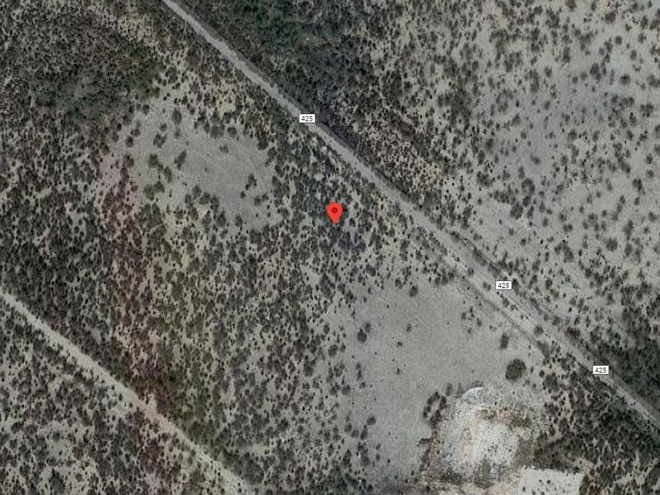 2nd image of County Road 425