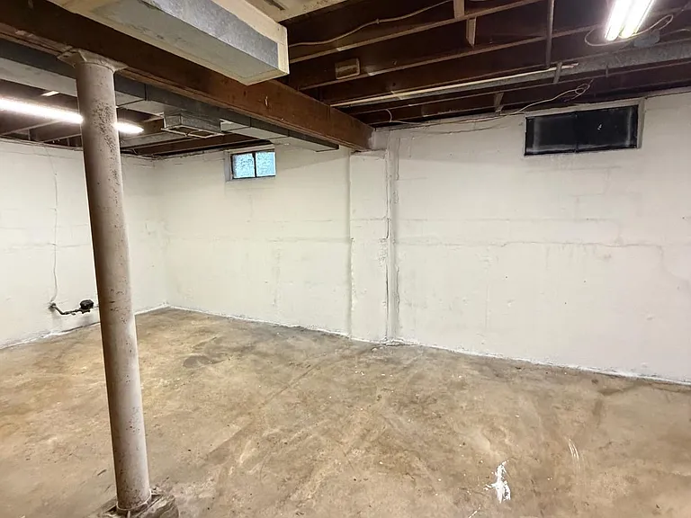 6524 Rainbow Ln — Photo 15