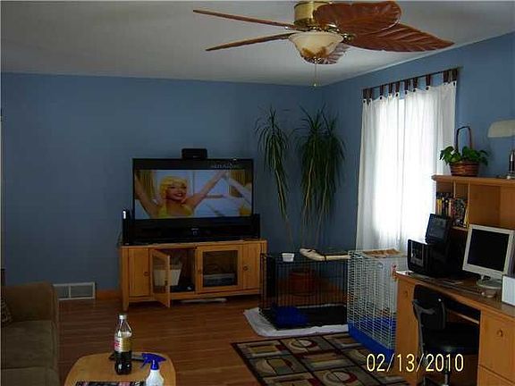 5th image of 418 Park Ln