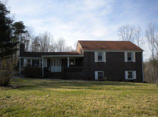 560 Riverview Rd, Madison Heights, VA 24572