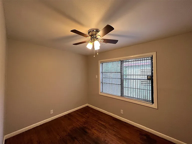3409 Bacon St — Photo 9
