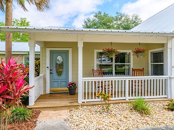5th image of 3940 Lakebreeze Blvd