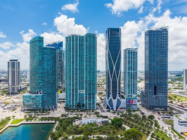 888 Biscayne Blvd #812 — Photo 30