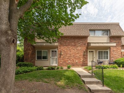517 Longshore Dr APT A, Ann Arbor, MI, 48105