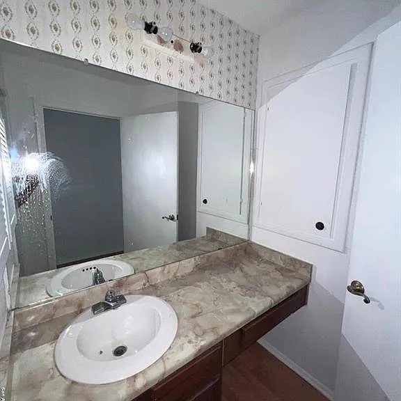 15007 Old Creek St — Photo 10