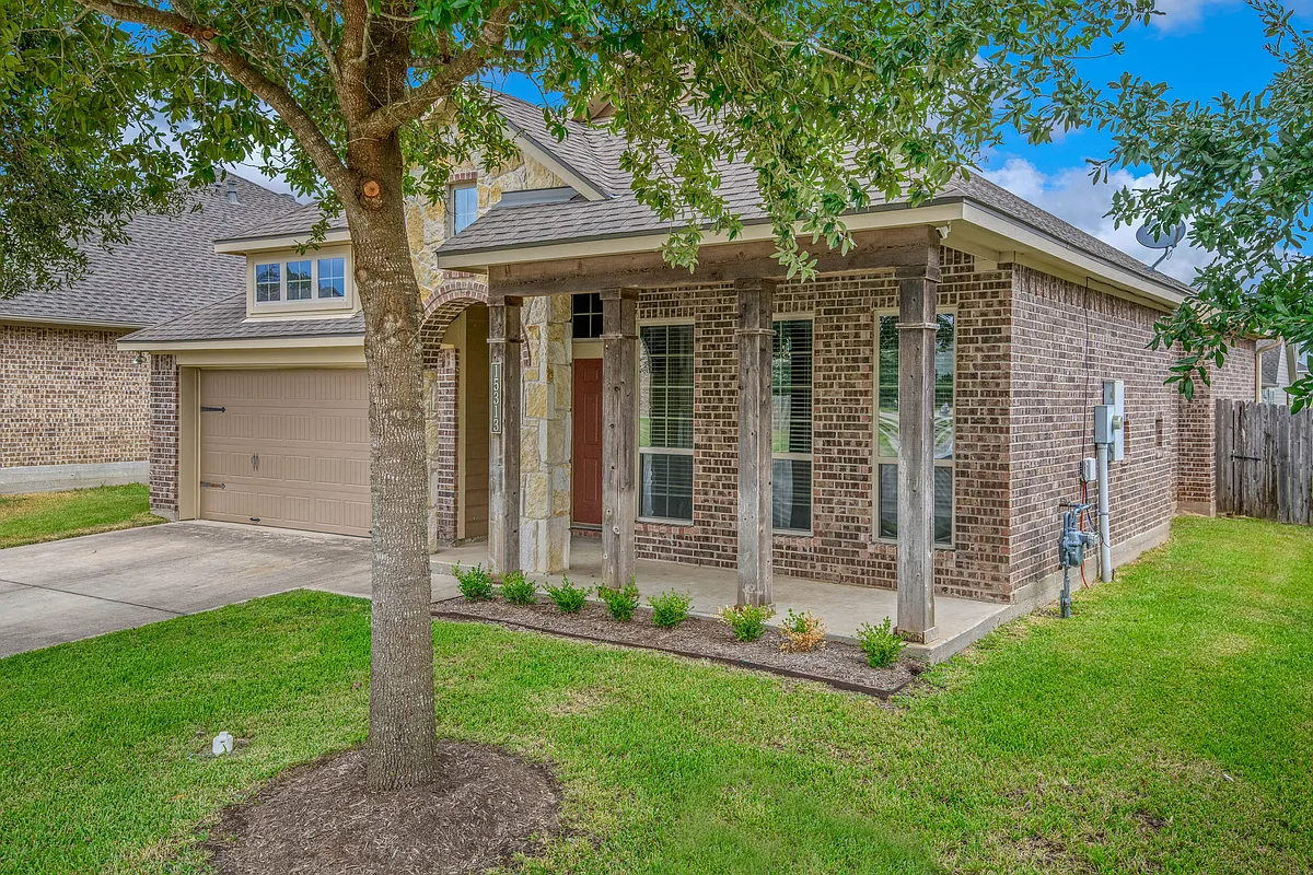 Building Photo - 15313 Lowry Meadow Ln