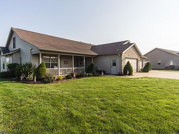 2nd image of 1111 Cypress Ln NW