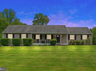 13297 Sillamon Rd, Goldvein, VA 22720