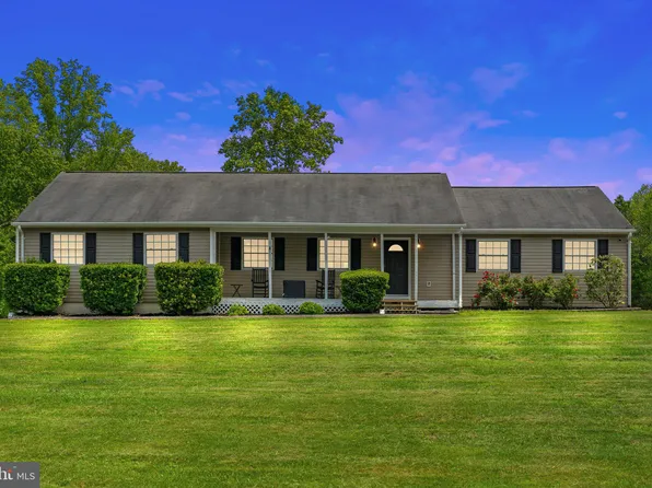 13297 Sillamon Rd, Goldvein, VA 22720