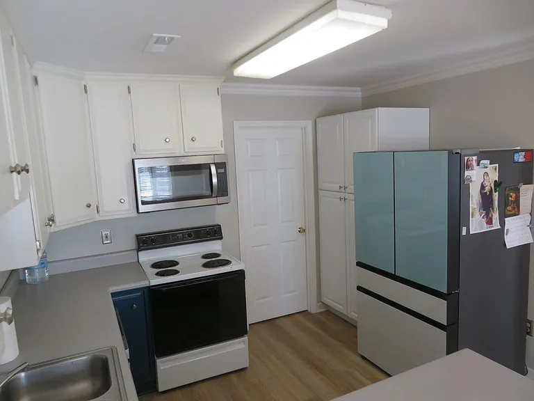 709-B Fort Hayes Ct — Photo 7