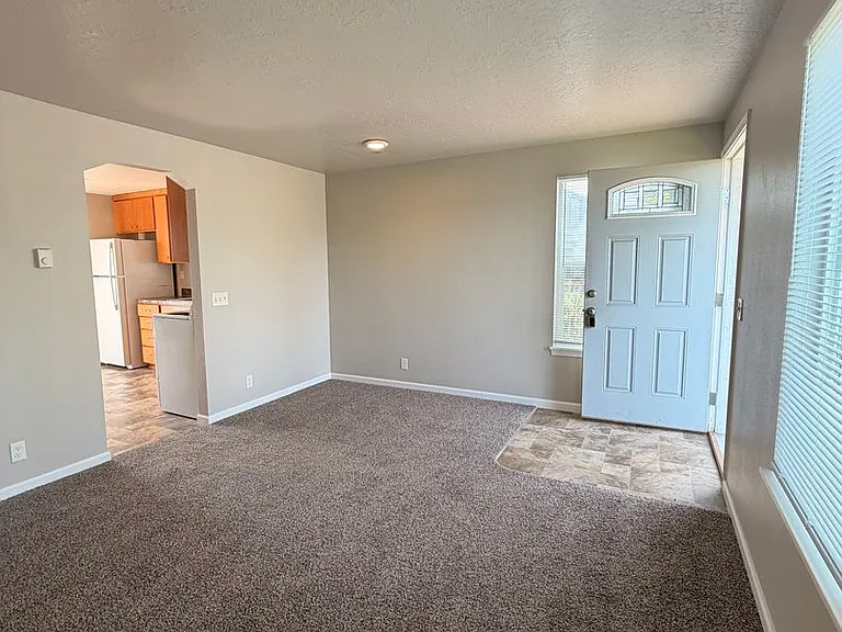 1760 W 18th Ave — Photo 6