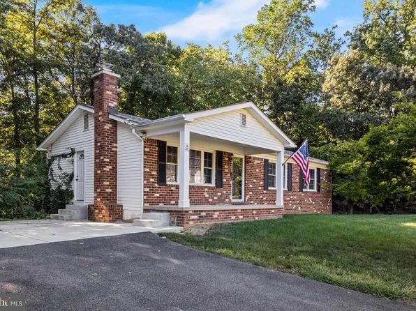 26875 Redgate Dr, Mechanicsville, MD 20659