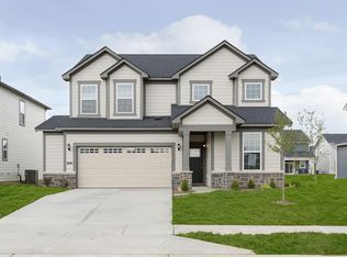 5225 Dunhaven Rd, Noblesville, IN 46062