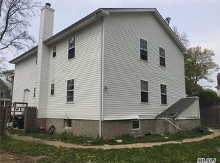 46 Columbia St, Huntington Station, NY