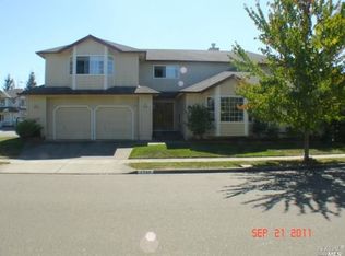 1700 Walnut Creek Dr, Santa Rosa, CA 95403