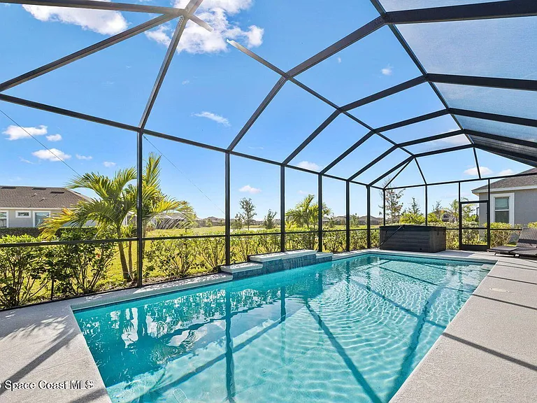 8108 Dobre Way — Photo 3