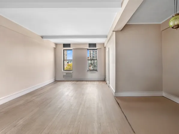 130 East End Avenue image 16 of 16