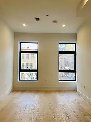 Rented by Roomeze | media 1