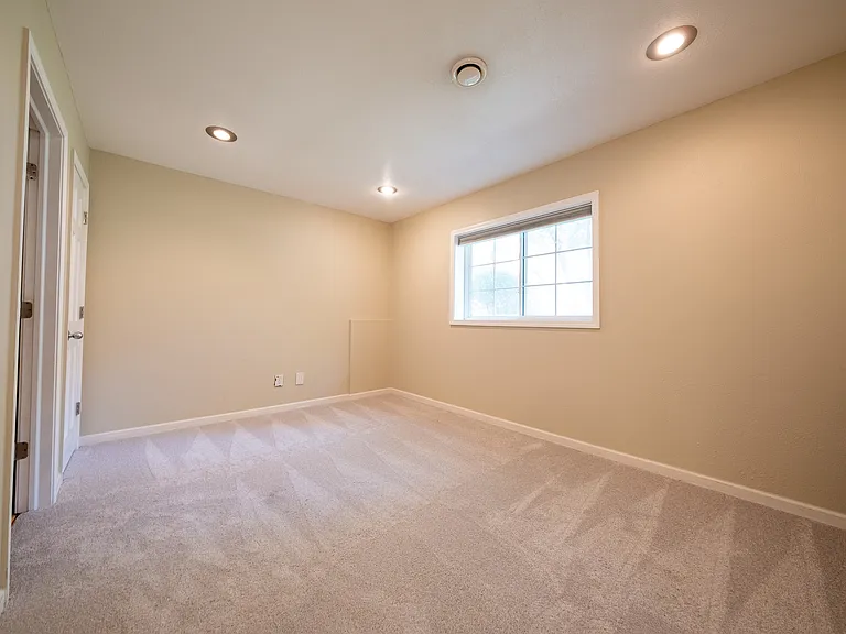 6808 158th St W — Photo 24