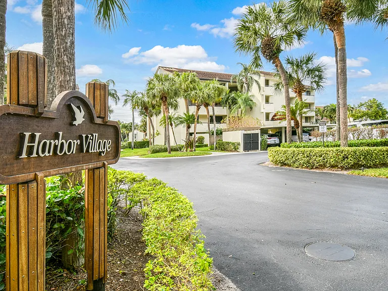 1117 Marine Way E #K2-L — Photo 49