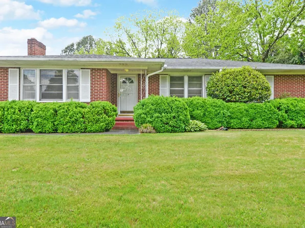 85 Midget Dr, Toccoa, GA 30577