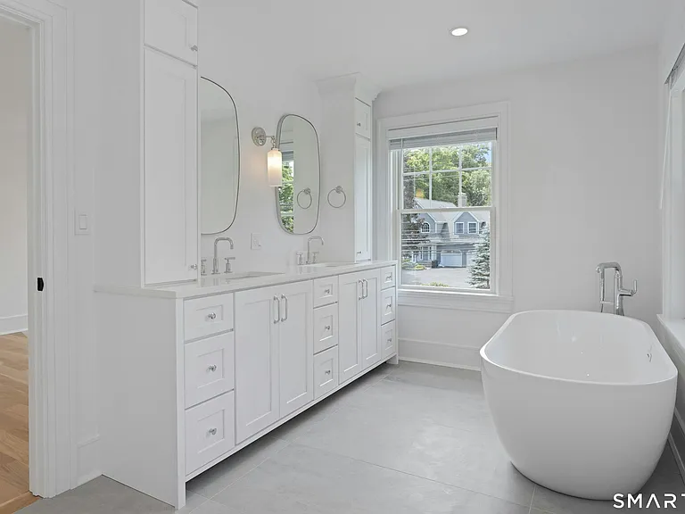 16R Old Stamford Rd — Photo 18
