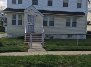 13148 221st St, Laurelton, NY