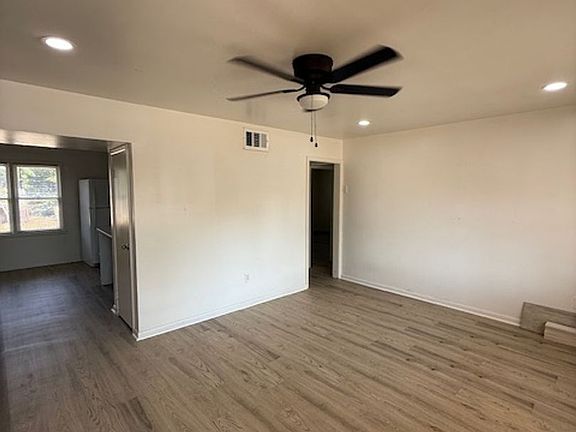 3rd image of 2158 Lowden St