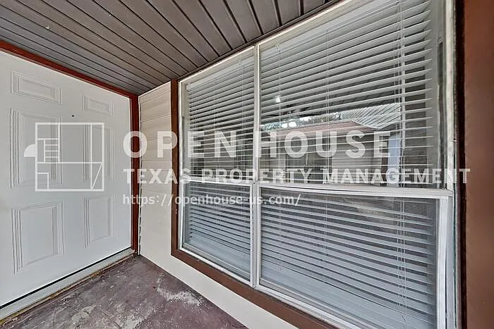 12706 Pantano Dr — Photo 21