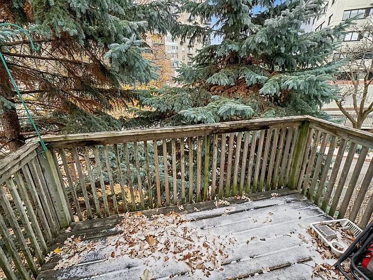 64 Genest St — Photo 14