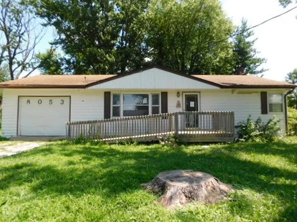 8053 Ridgeview Dr, Des Moines, IA 50320