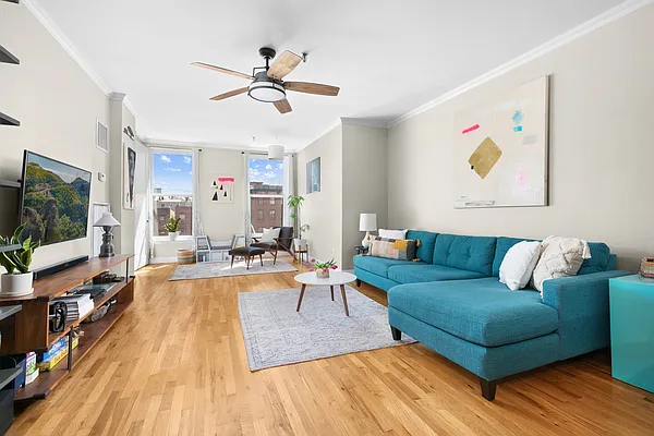 Sold by Compass | media 1