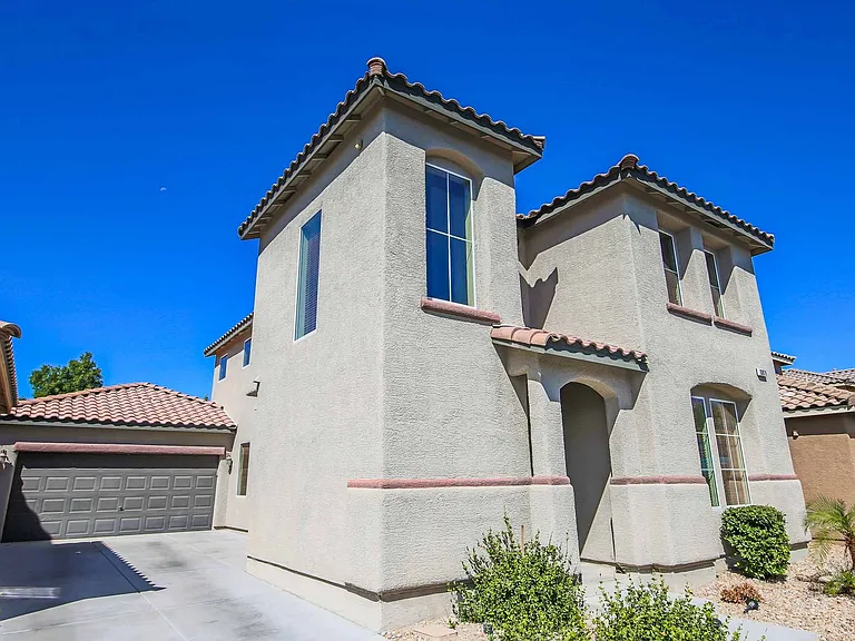 10879 Florence Hills St — Photo 2