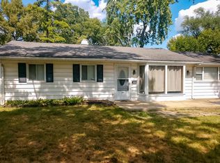 107 Lazarcheff Dr, Cahokia, IL