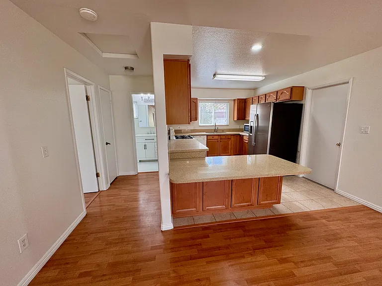 8434 Donovan St — Photo 18