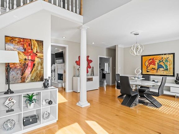 5th image of 1804 Lisson Cv