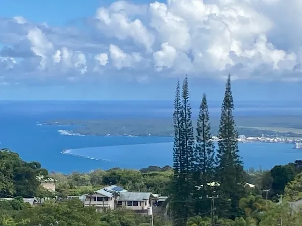 2107 Kaiwiki Rd, Hilo, HI 96720