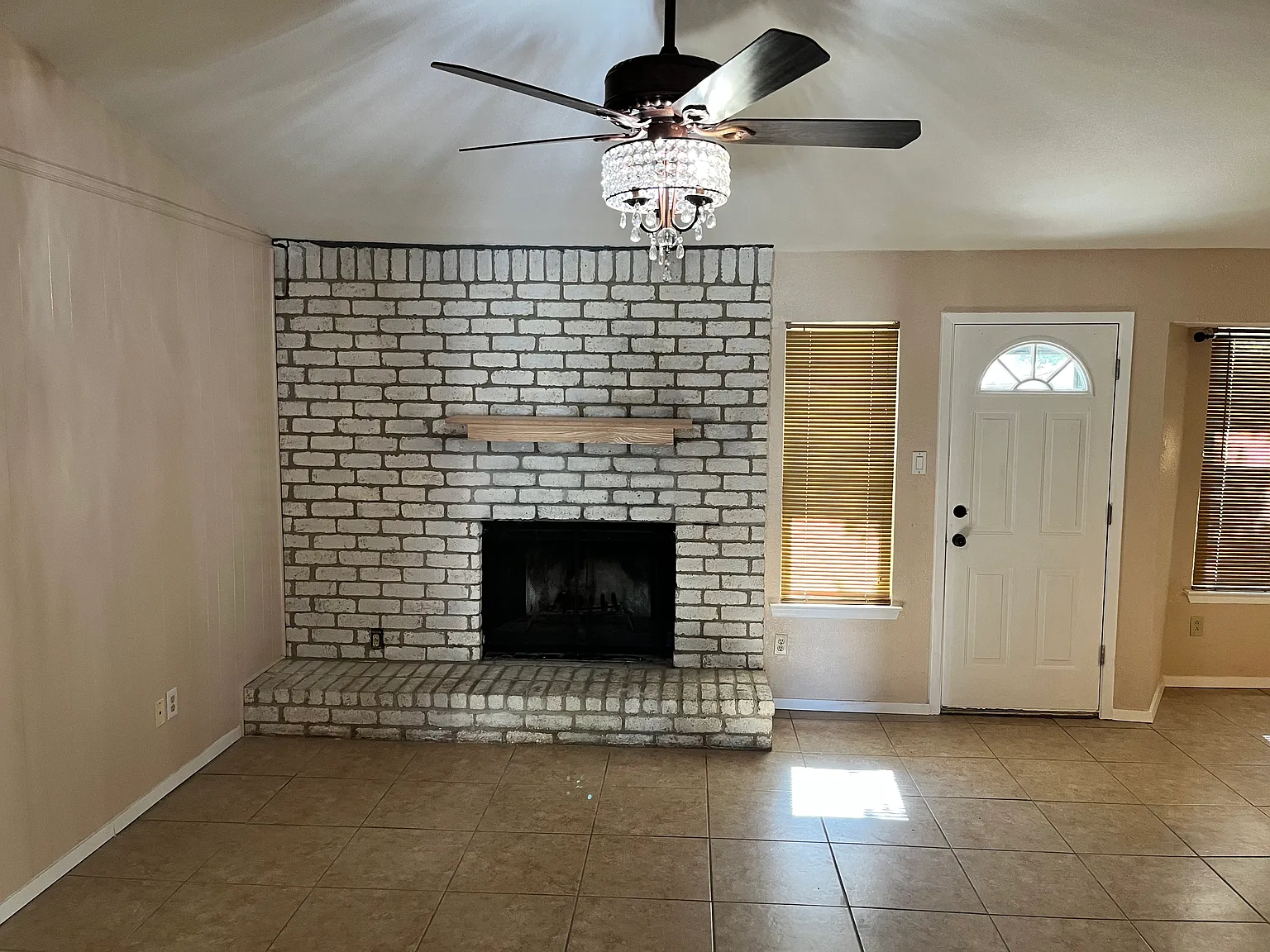 3 bed, 1168 sqft, $1,450 — Photo 3