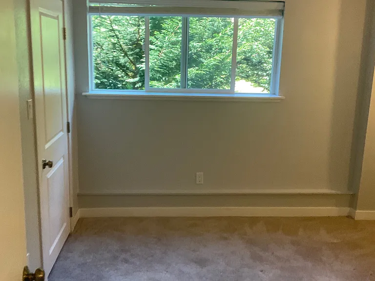 4837 Sandra Ln NE — Photo 15