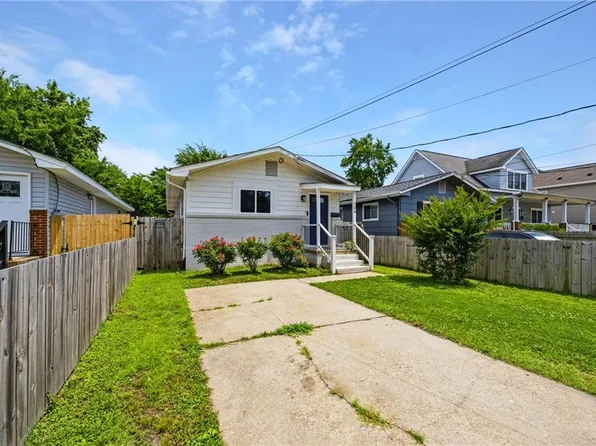 724 Hemlock Ave, Hampton, VA 23661