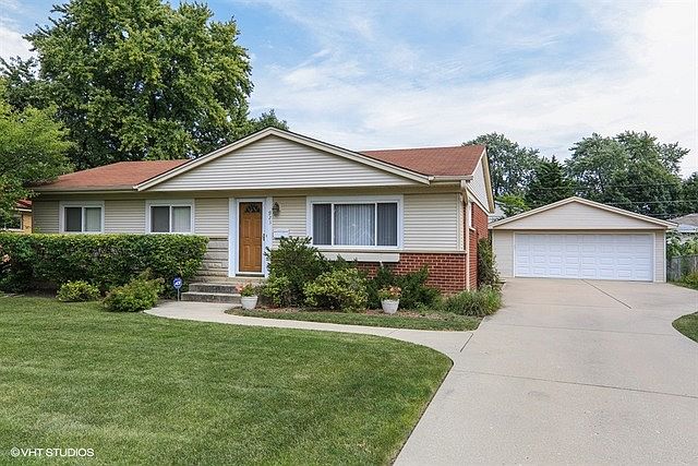 1st image of 923 Leahy Cir