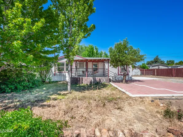 5625 Duclercque Way, Sun Valley, NV 89433