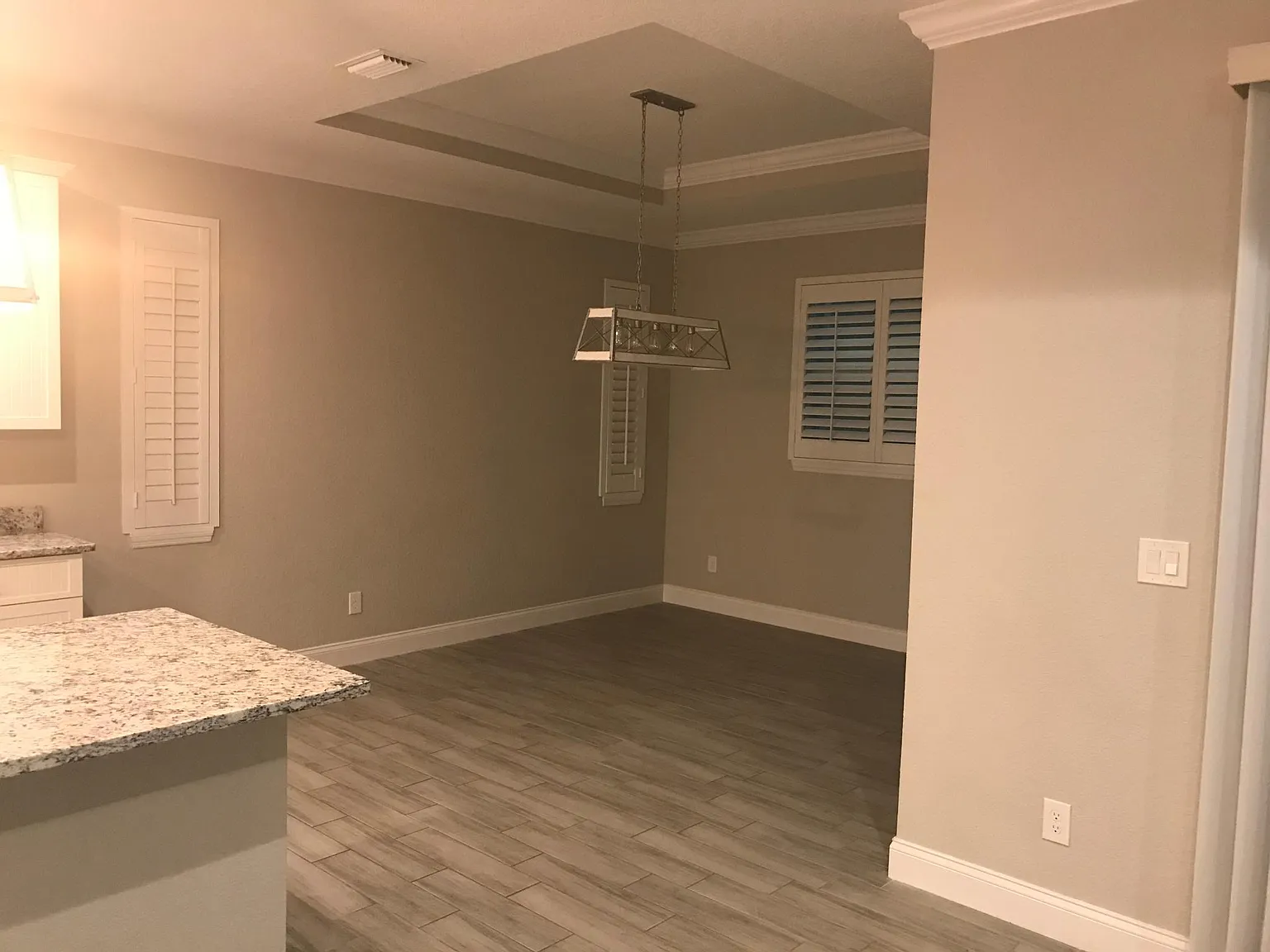 374 Baytree Dr — Photo 4