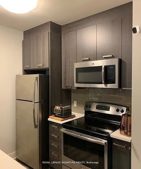150 Main St W #1110 — Photo 7