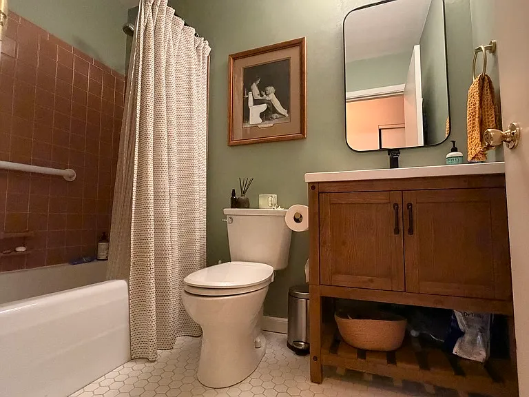 315 Foxcroft Dr — Photo 4