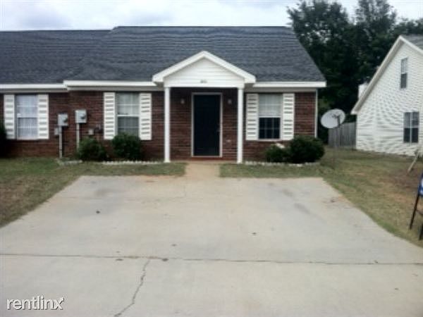 211 Longmeadow