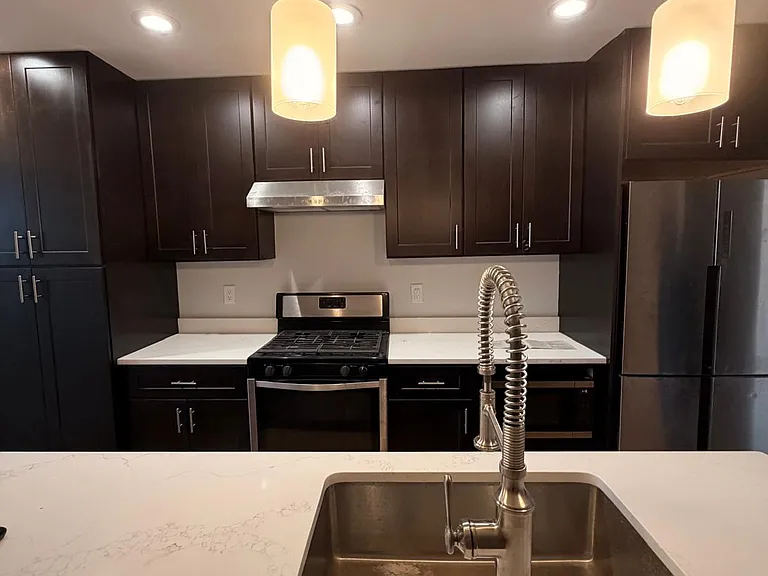 1228 Raum St NE #1 — Photo 4